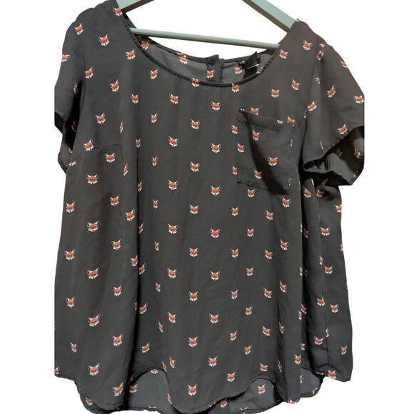 torrid Tops - Gray Flowy Fox Shirt, Torrid